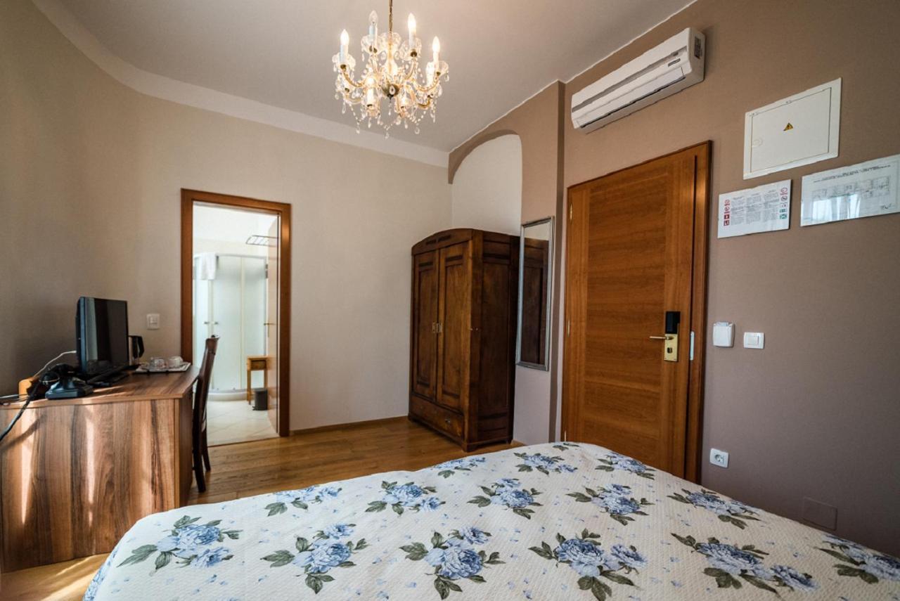 ורהניקה Guesthouse Bistra מראה חיצוני תמונה